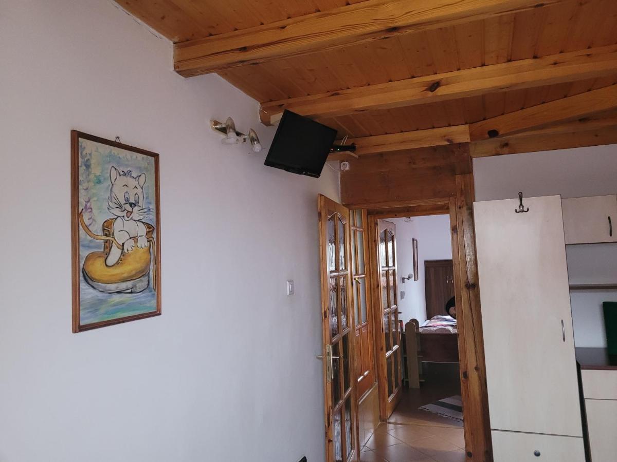 Leganyi Apartmanhaz Eger Exteriér fotografie