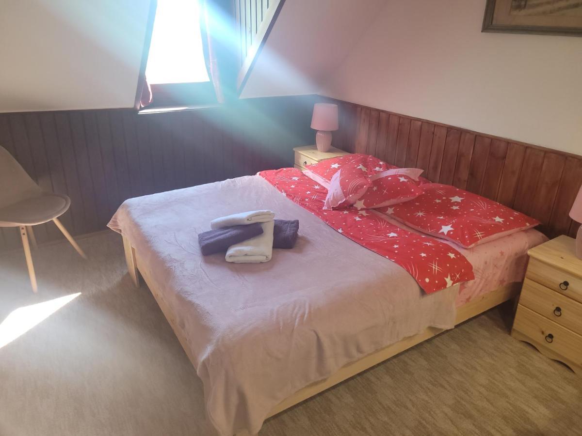 Leganyi Apartmanhaz Eger Exteriér fotografie