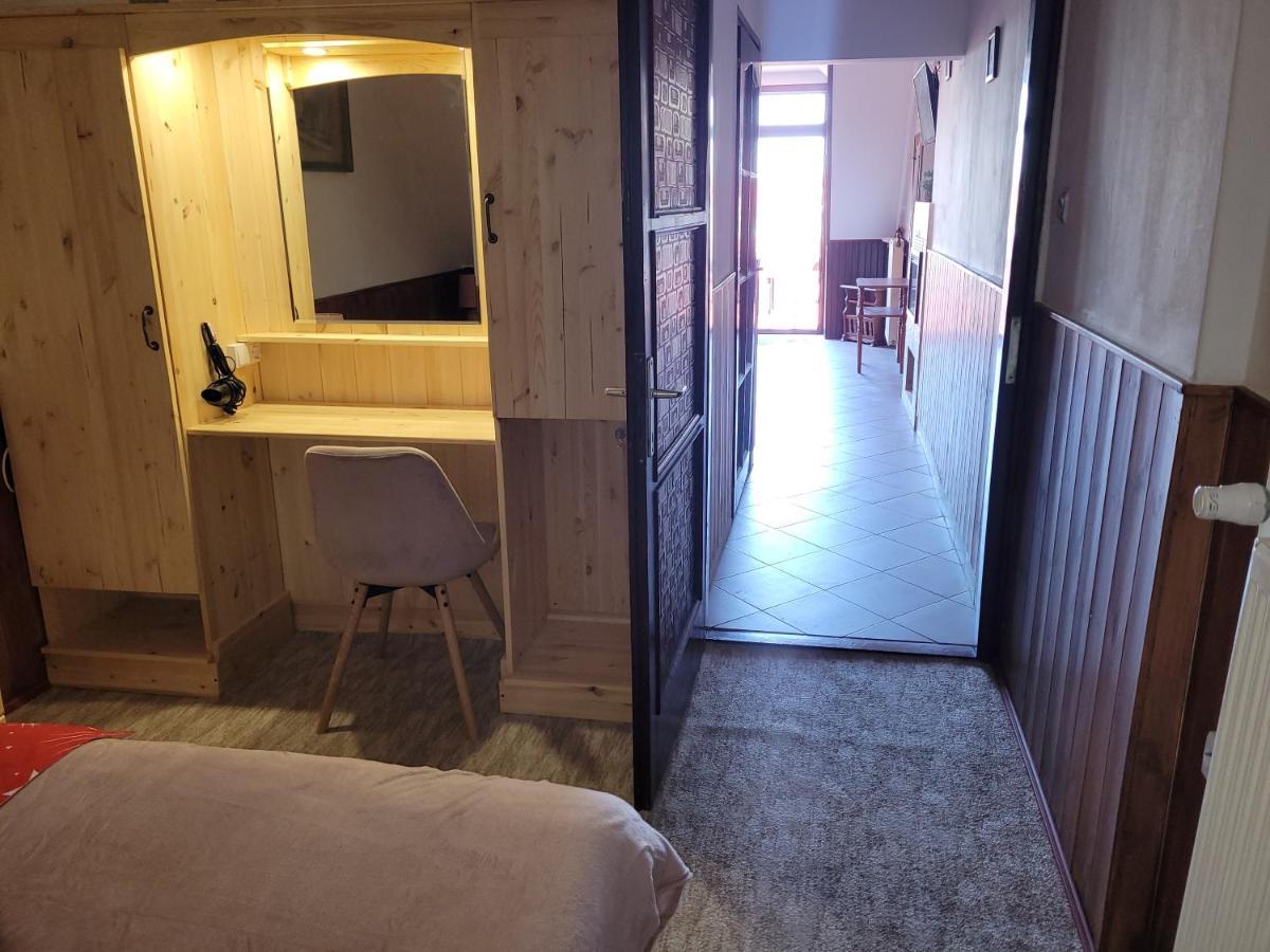 Leganyi Apartmanhaz Eger Exteriér fotografie